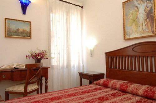 Ca' Dei Leoni Hotel Venesia Bagian luar foto