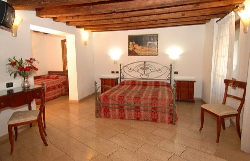 Ca' Dei Leoni Hotel Venesia Bagian luar foto